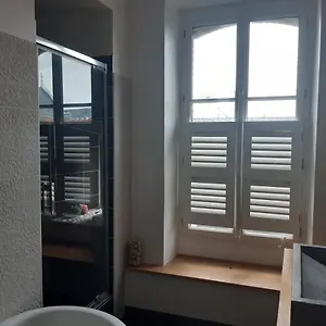 https://appart-de-charme-100-m2-centre-ville.inbrittany.com