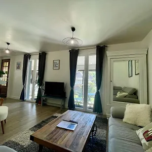 https://bel-appartement-dans-residence-cheminee-jardin.midi-pyreneeshotels.com